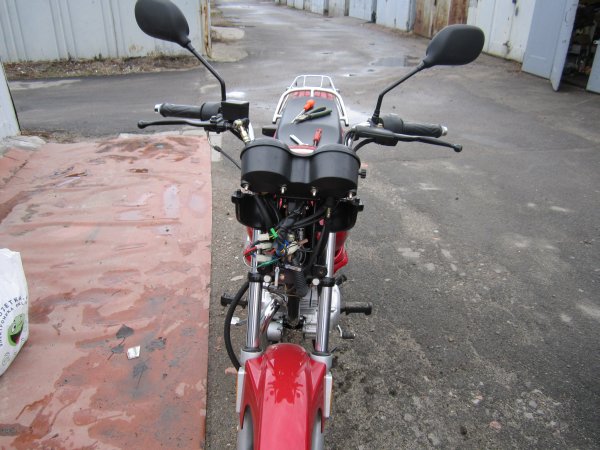 Снимаем обтекатель(морду) с yamaha ybr125 и ставим круглую фару. Фото инструкция