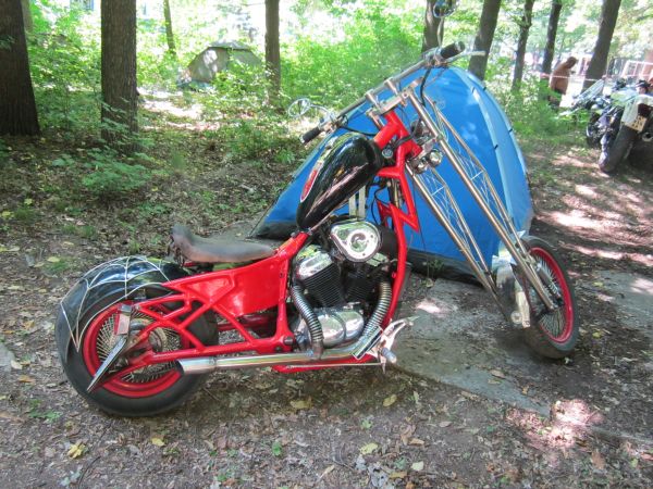 Bericht über die Reise nach Uman für einen Motorradflug 5 Straßen zurück in die UdSSR. Foto