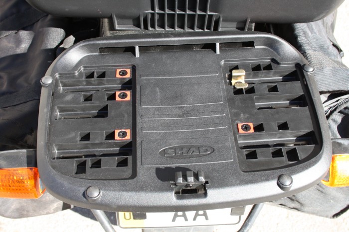 Kofr Shad sh 45 reviews. How to install on a motorcycle. Photos of the installation